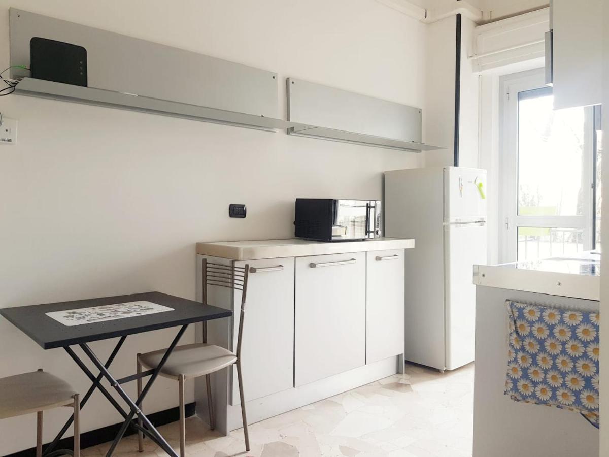 Appartamento Zuretti 42 มิลาน ภายนอก รูปภาพ